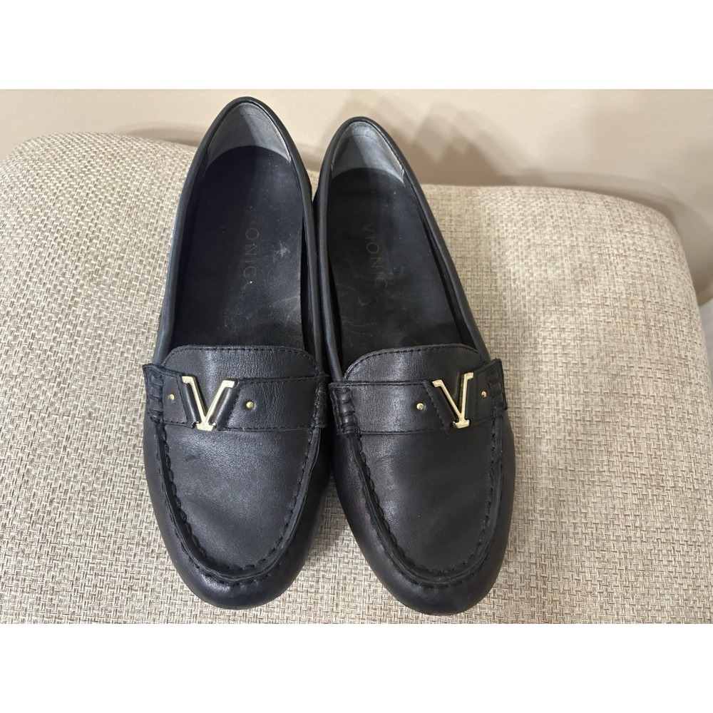 Vionic Women's 6 Hilo Black Leather Loafers V Monogram Mocs Slip‎ On